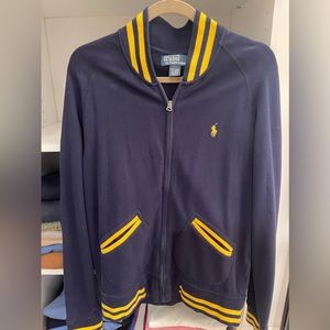 Like new polo Ralph Lauren men’s zip up. Size M.